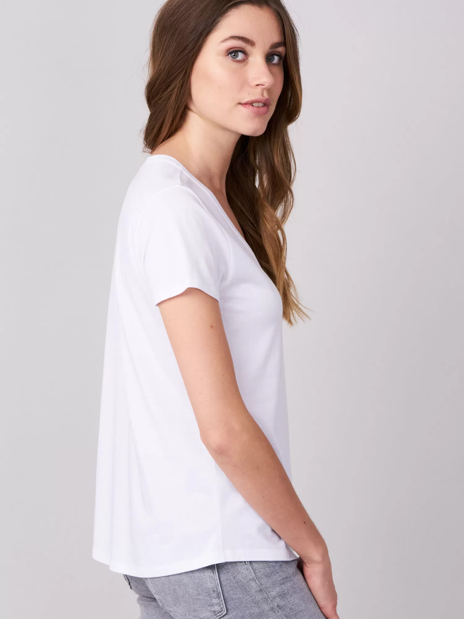 Best Sale Basic Dames T-Shirt Met V-Hals En Borstzak Dames Tops