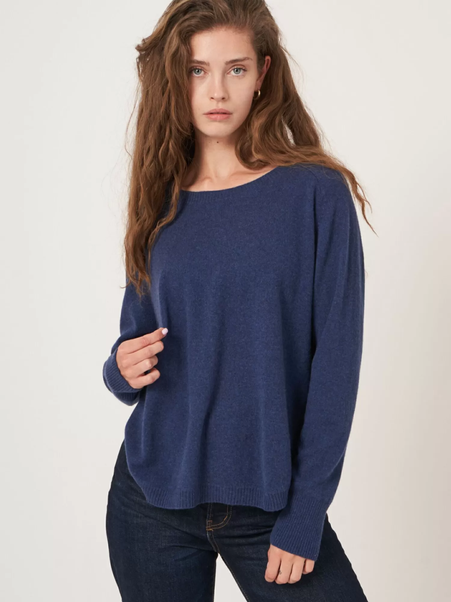 Discount Cashmere Boothalstrui Met Ronde Zoom Dames Truien