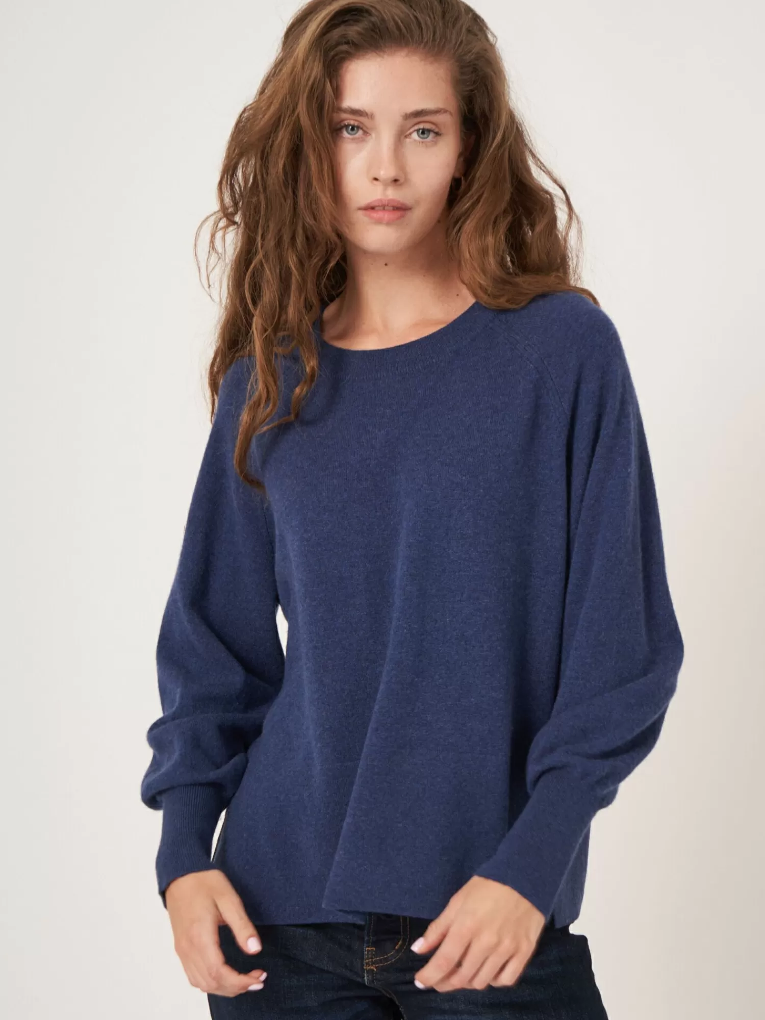 Cheap Cashmere Raglan Trui Met Hoge Ribboord En Zijsplit Dames Truien