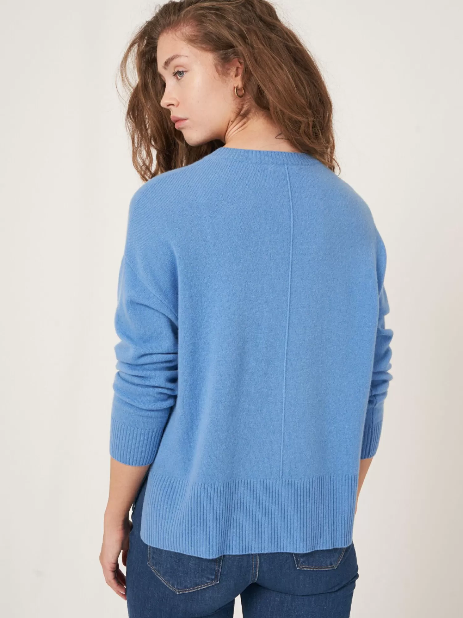 Shop Cashmere Trui Met V-Hals En Zijsplitten Dames Organic Cashmere