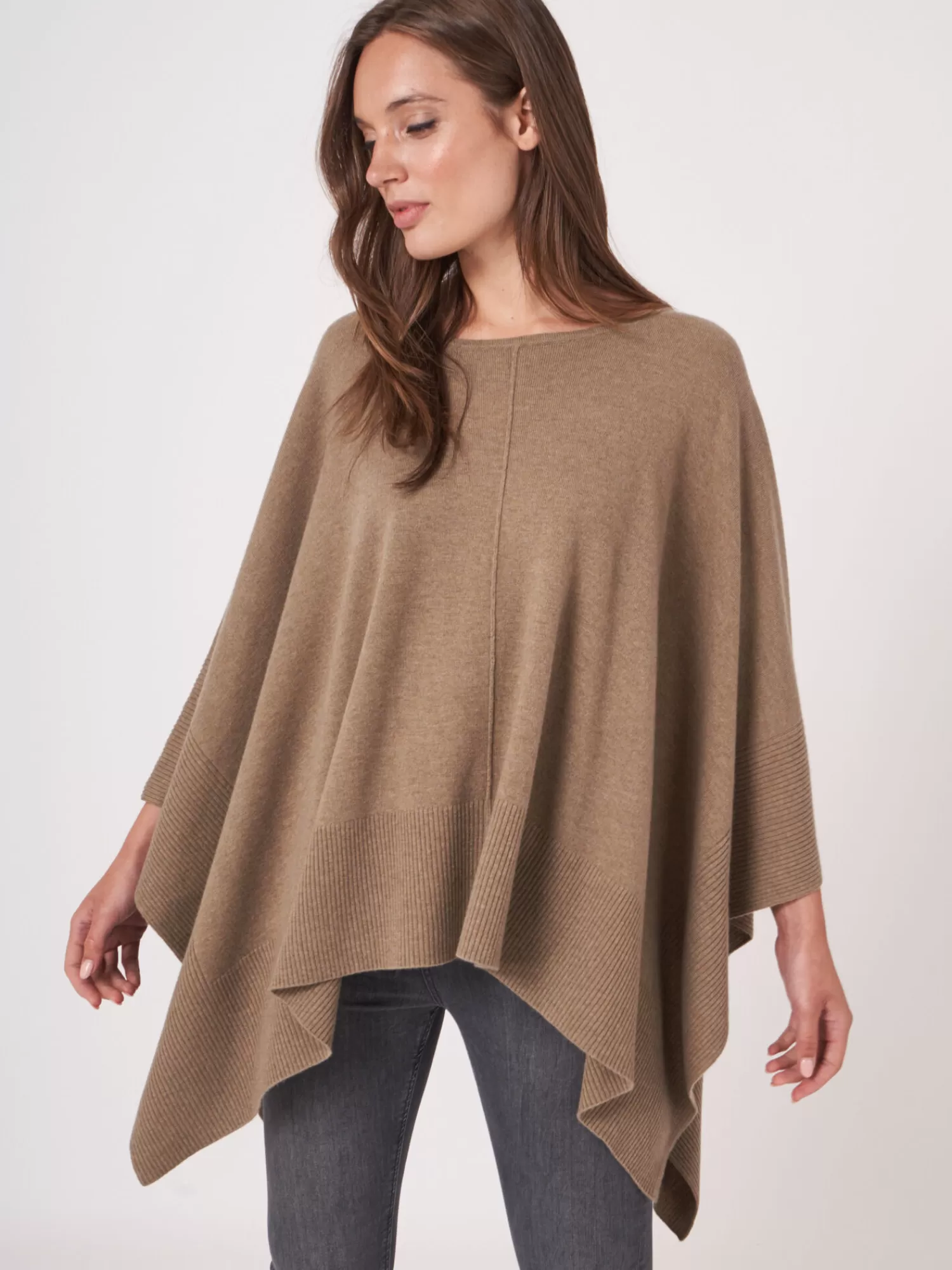 Discount Poncho Met Deelnaad En Geribde Zoom Dames Poncho's