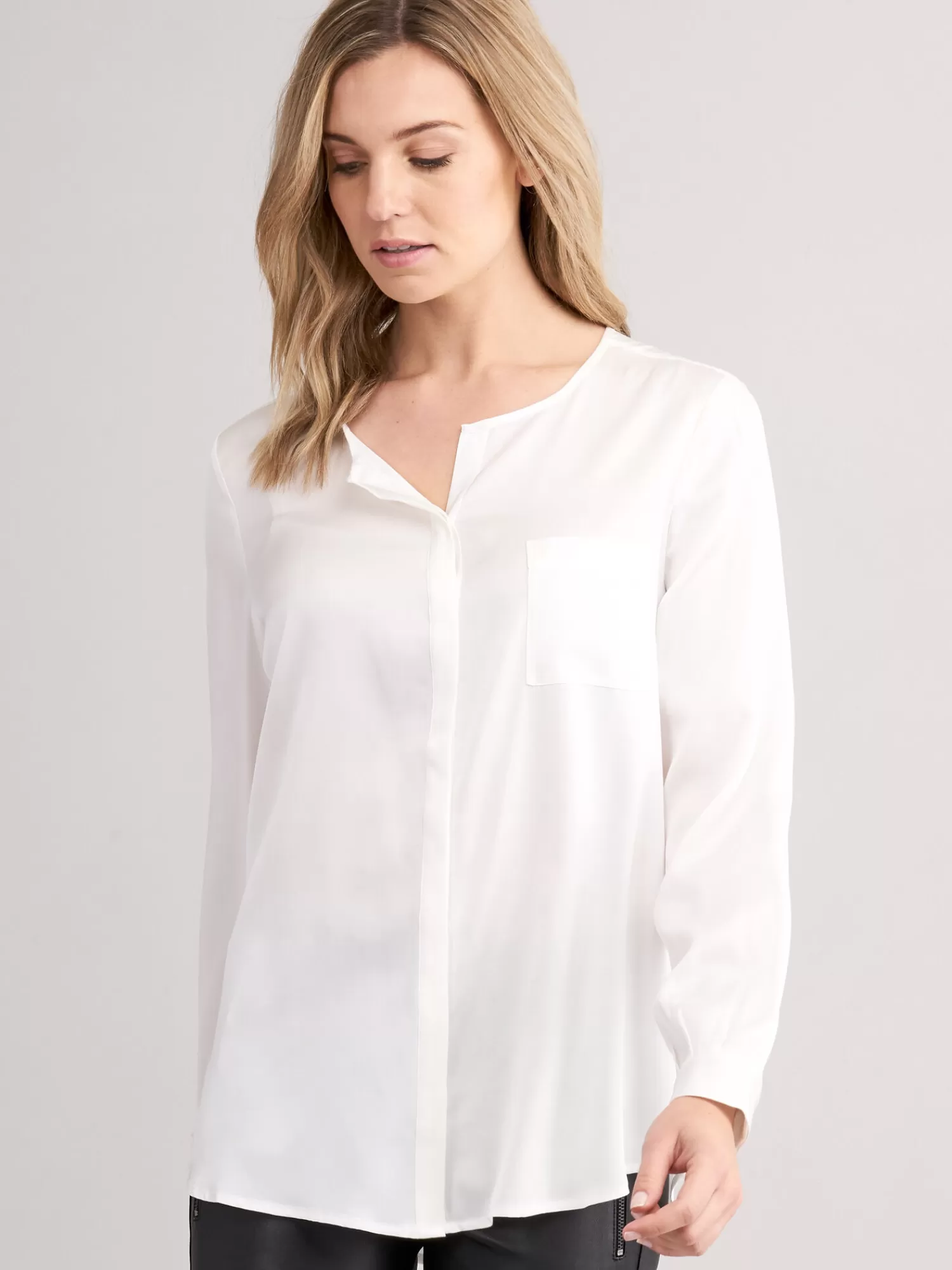 Cheap Zijden Blouse Met Split In De Hals Dames Blouses